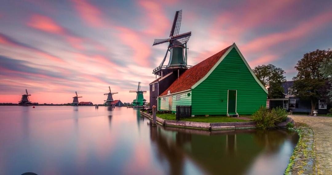 Huisje Britt Met Grote Tuin En Veel Privacy Dirkshorn Luaran gambar
